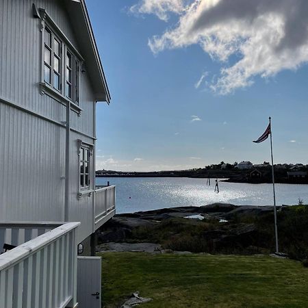 Nordlandshus Ved Havet Pa Reine, Lofoten Exteriér fotografie
